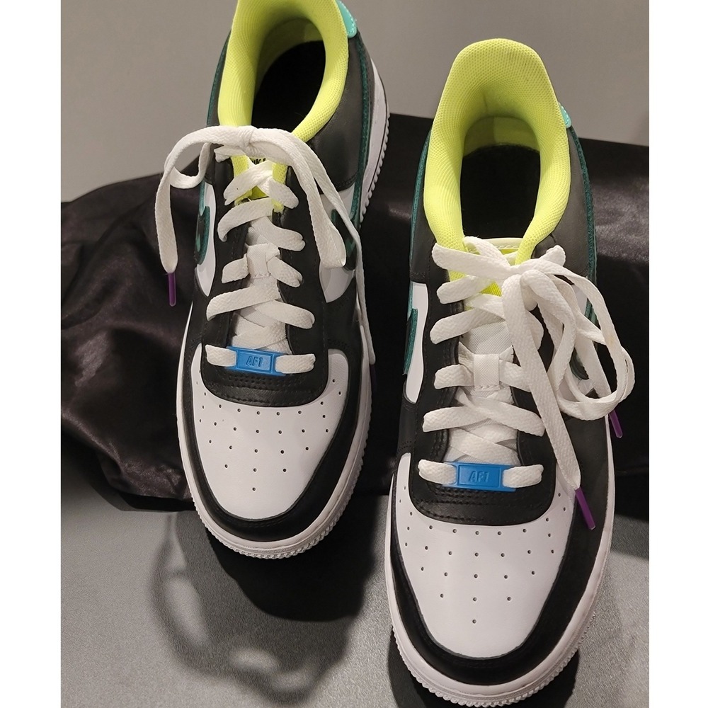Nike Air Force 1 LV8 GS White Black Laser Blue Volt Size 7Youth